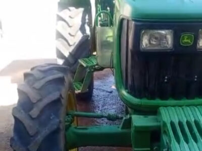 Tracteur John Deere série 5 en vente