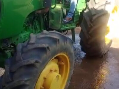 Tracteur John Deere série 5 en vente